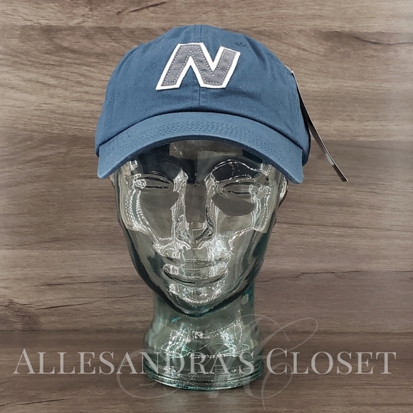 BUNDLE - 2 New Balance Hats Caps Snapback 6 Panel V990 Block N - Navy & Burgundy - Picture 9 of 13